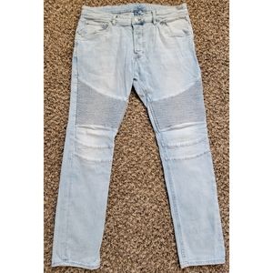 Men Jeans (light blue motto)